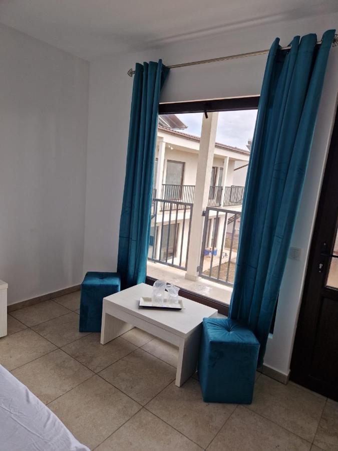 Complex Turistic N&S Ξενοδοχείο Două Mai Εξωτερικό φωτογραφία