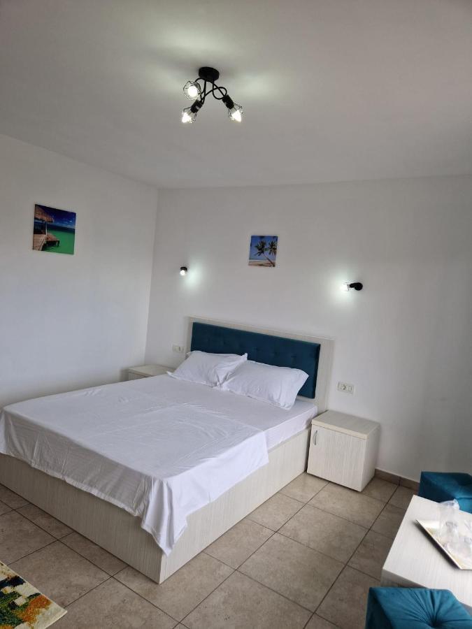 Complex Turistic N&S Ξενοδοχείο Două Mai Εξωτερικό φωτογραφία