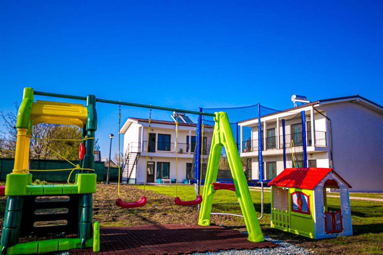 Complex Turistic N&S Ξενοδοχείο Două Mai Εξωτερικό φωτογραφία
