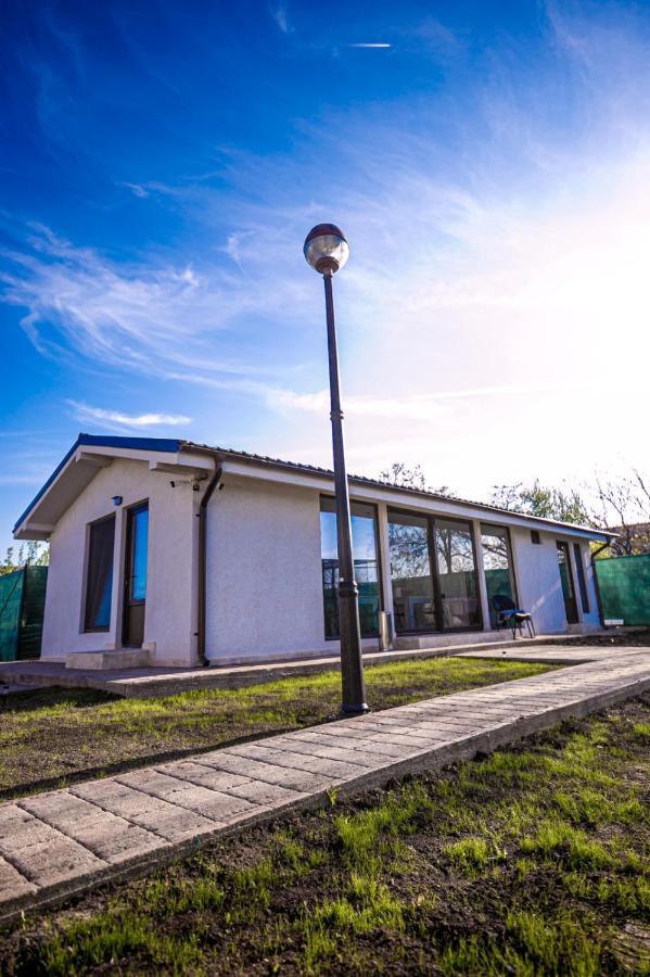 Complex Turistic N&S Ξενοδοχείο Două Mai Εξωτερικό φωτογραφία