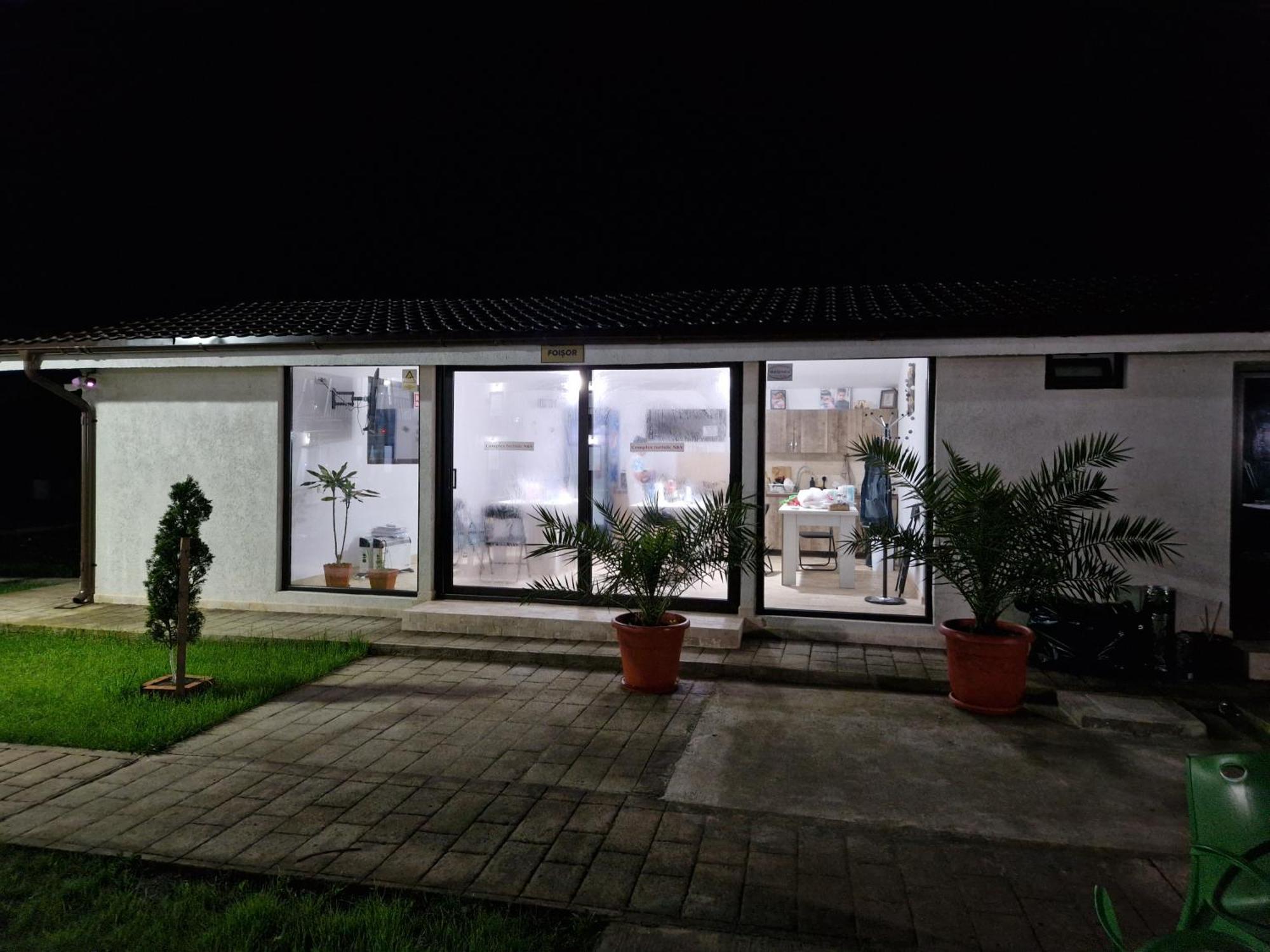 Complex Turistic N&S Ξενοδοχείο Două Mai Εξωτερικό φωτογραφία